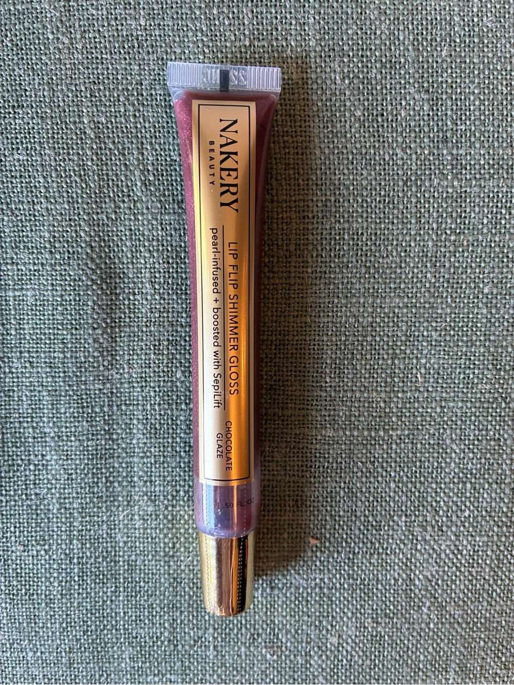 Nakery Beauty Lip Flip Shimmer Gloss – Chocolate Glaze